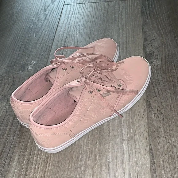 Women’s Pink floral Vans size 8 - Picture 9 of 9